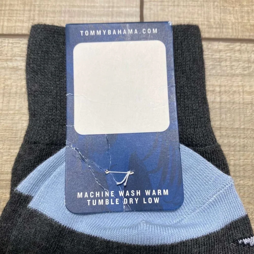 Tommy Bahama Mens Fine Hosiery Christmas Martini Cocktail Holiday Socks One Size